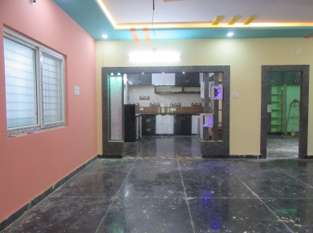 3) Li Id 233 - Kitchen Entrance.JPG